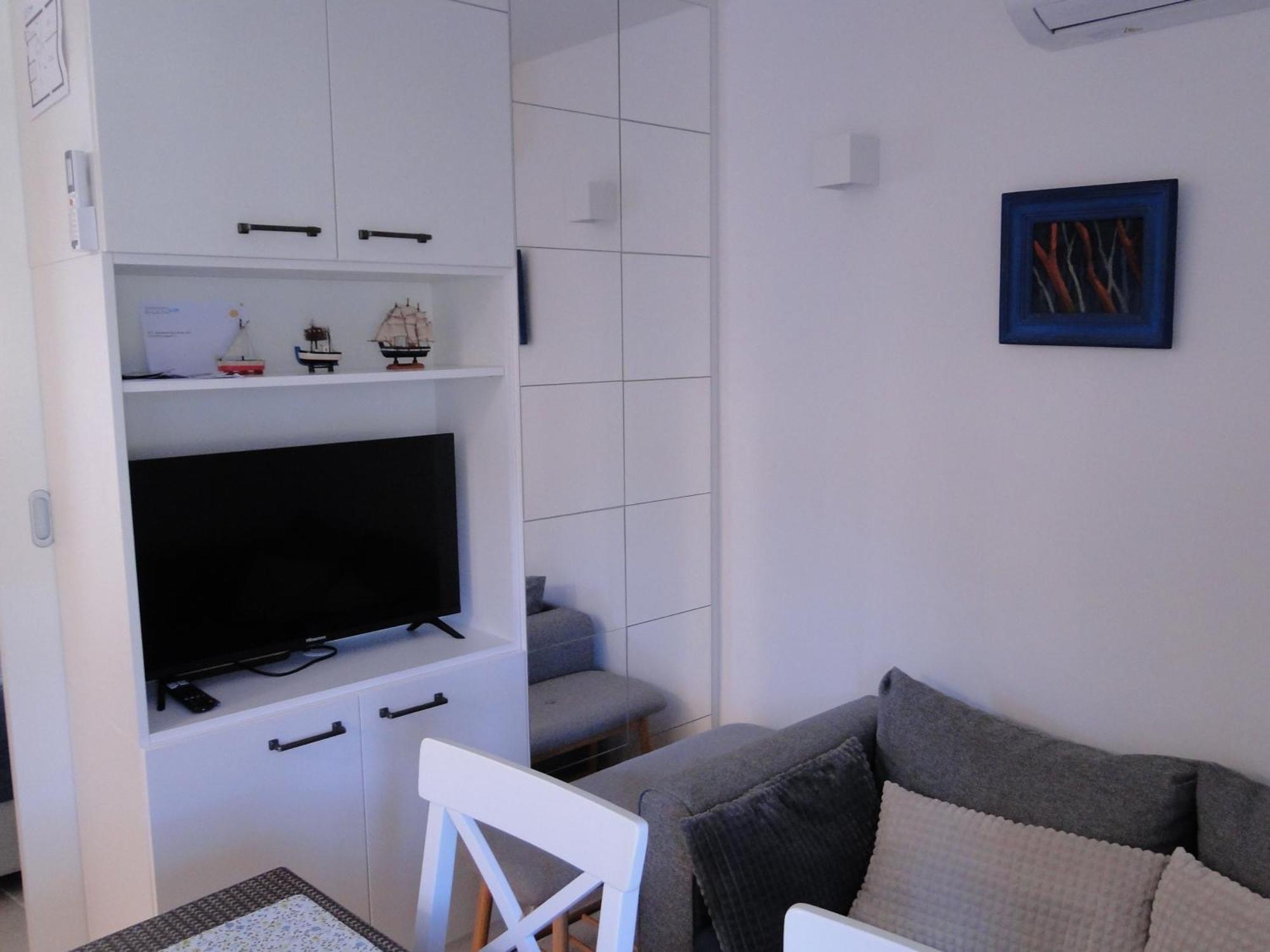 Heritage Apartments Kyra & Fox In Pitve, Hvar Exterior photo